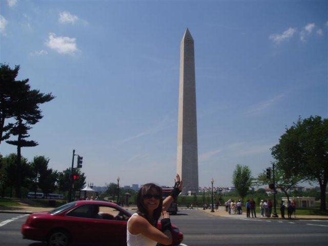 daniholdingupthewashingtonmonument.jpg