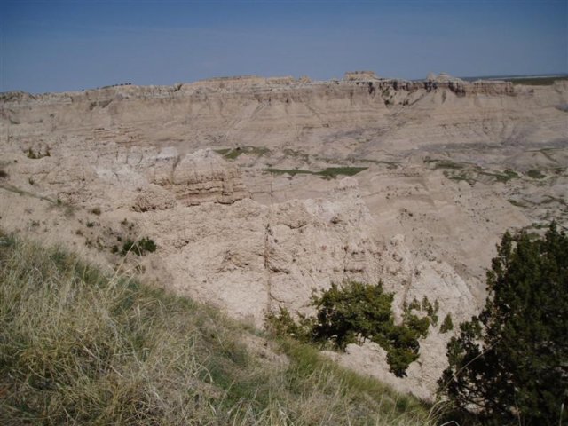 ifyouevermakeittothebadlandstrytotakea4x4vehicleandtraversethesheepstableinthesouthpartofthebadlandspark.jpg